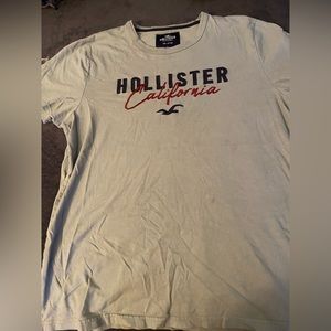 Hollister T-shirt